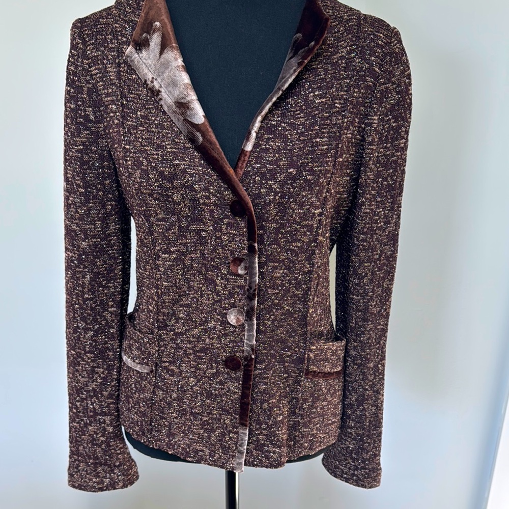 St John Elegant Brown Tweed Women's Jacket with silver speckles